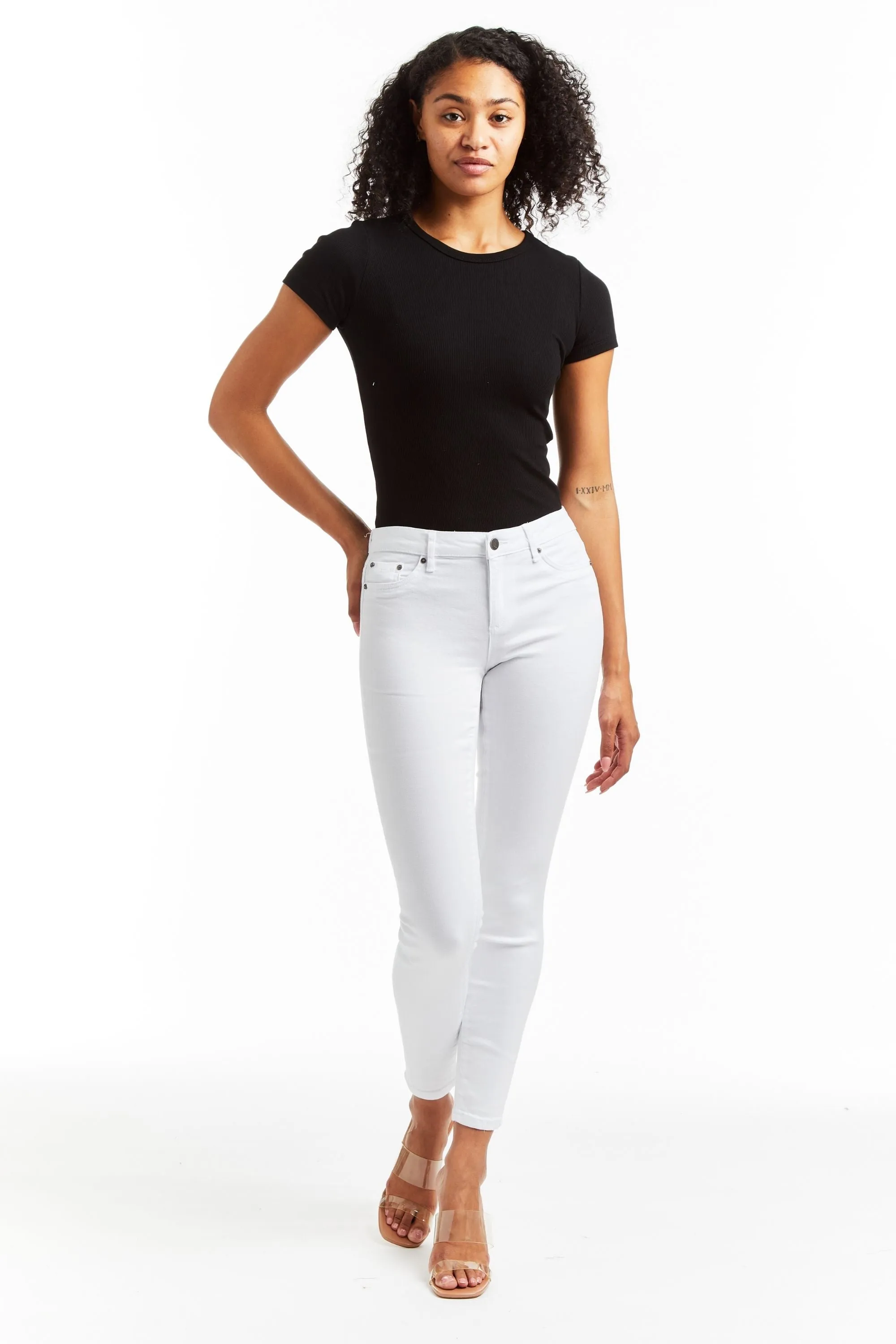 Diane - Basic Mid-Rise Skinny Pant