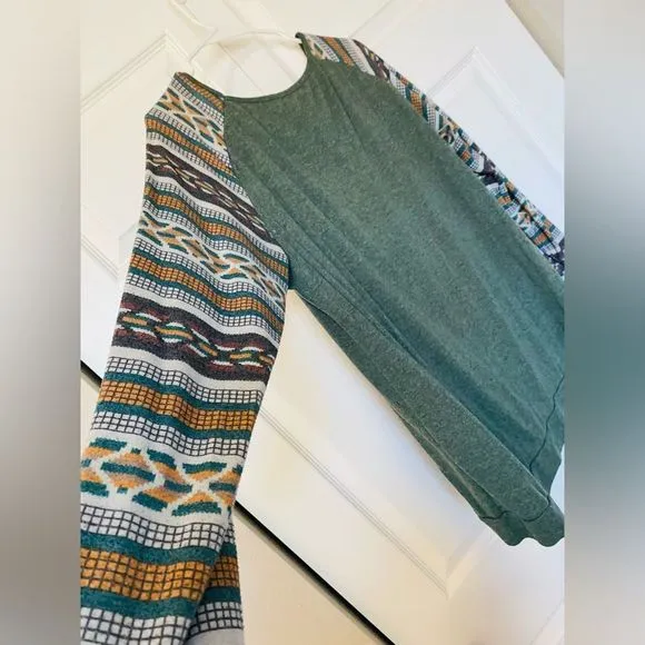 Green Bohemian Style Women’s Long Sleeve Shirt - Size XL