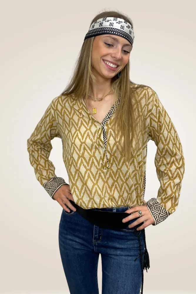 Tommi Shirt By Pixi Carnival