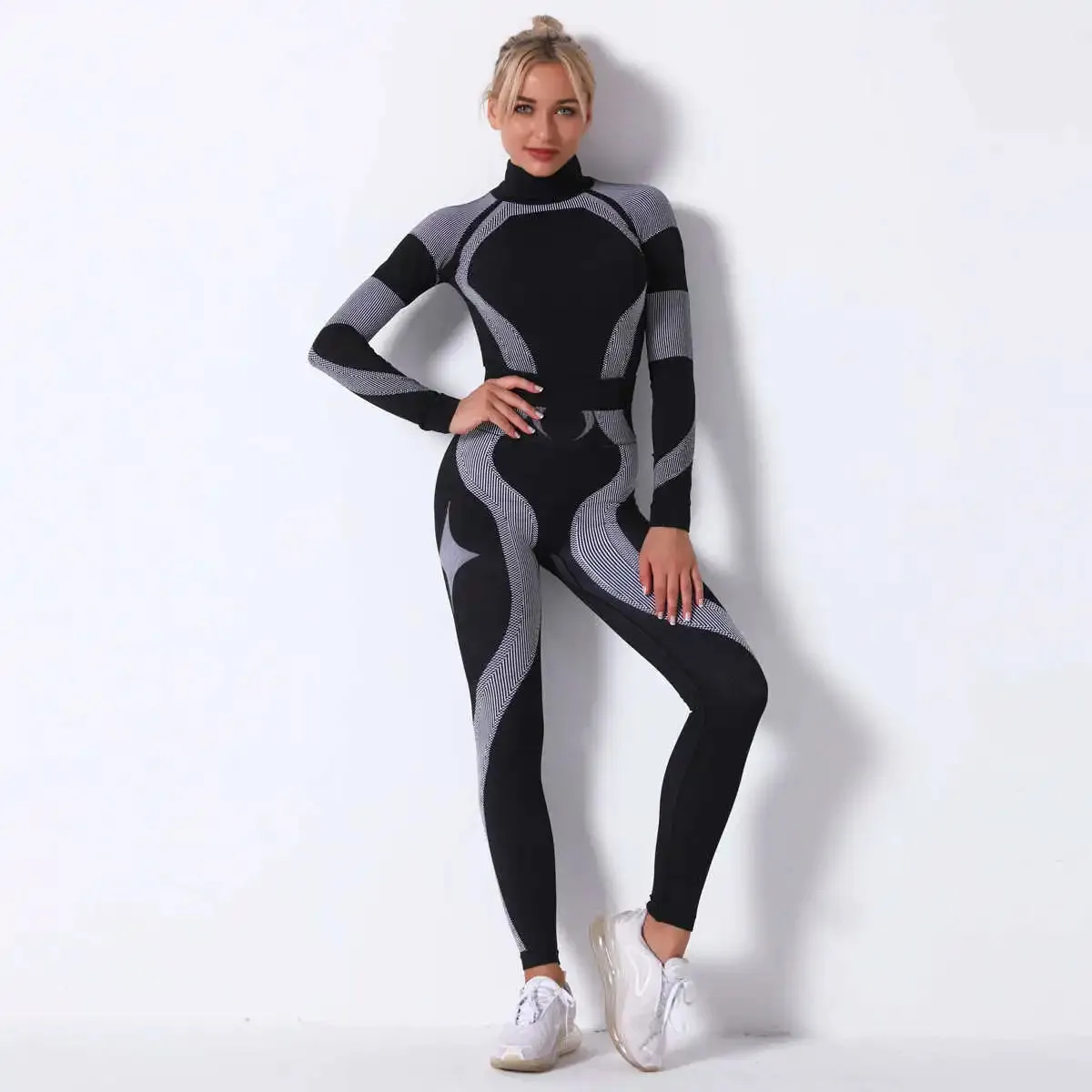 VINTOHOXN Long Sleeve Base Layer - Women's